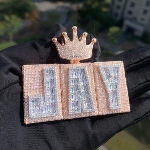 Colgante de Letra Personalizada con Moissanita Baguette y Engaste de Corona - Colgante Hip Hop Totalmente Engastado, Colgante de Moissanita Iced en Plata 925 - Product Image 4