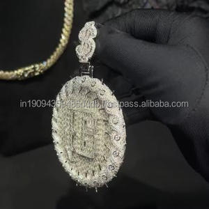 จี้เพชรโมอิสซาไนต์ทรงกลมแบบ Iced Out ตัวเรือนเงินแท้ 925 ประดับด้วยการฝังแบบ Baguette Stone และสไตล์ฮิปฮอป - Product Image 2