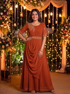 Vestidos de Novia con Estilo Variado, con Dupatta y Cinturón, con Bordado y Trabajo a Mano, para Venta de Exportación - Product Image 3