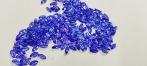 Venta al por mayor de piedras facetadas de tanzanita marquesa 3x6 calibradas naturales, color azul violeta, con juego de color para joyería - Product Image 5