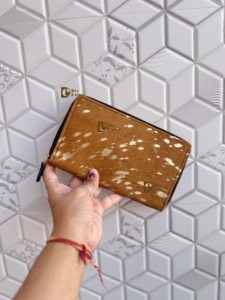 Cartera de piel metálica para mujer, con pelo de vaca, monedero de cuero, tarjetero, funda para teléfono, estilo western para mujer - Product Image 5