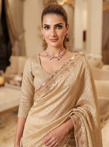 Elegante Saree de Seda Beige con Borde Bordado, Traje Formal de Boda para Mujer, Estilo India-Pakistán - Product Image 6