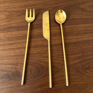 Cubiertos de latón de buena calidad y tamaño personalizado, cubiertos de latón para restaurantes y hoteles con mango simple. - Product Image 1