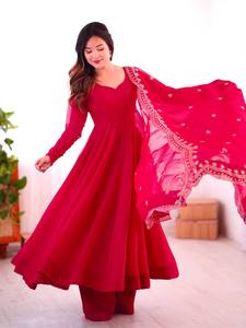 Sevimli Fandy İpek Anarkali Elbisesi, Dupatta ile Birlikte Ağır Fendy İpek Elbise ve Alt Kısı<span class=keywords><strong>m</strong></span> Fandy İpek İşlemeli Pullu Dupatta - Product Image 2