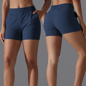 Shorts de sport pour femmes de haute qualité avec logo personnalisé XL 90% polyamide 10% élasthanne sans couture, extensibles et à séchage rapide - Product Image 6