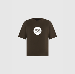 Camiseta de Algodón de Manga Corta para Hombre, Color Marrón, con Logotipo Personalizado Estampado en la Parte Delantera, Cuello Redondo Informal, Corte Regular, Tejido de Punto Jersey - Product Image 1