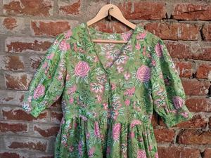 ชุดเดรสพิมพ์ลายด้วยมือ ชุดเดรสฤดูร้อน ชุดเดรสผ้าฝ้ายอินเดีย คอวี แขนยาว ลายดอกไม้ ชุดเดรสยาวแม็กซี่สำหรับผู้หญิง - Product Image 4