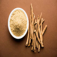 Poudre de racine d'Ashwagandha de qualité supérieure en vrac, moutonnée avec précision, ingrédient traditionnel au goût terreux pour usage à base de plantes