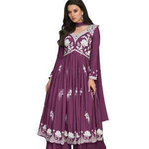 Traje Sharara de Georgette Sintética Bordada de Diseño Moderno para Damas, Rayón de Alta Calidad con Trabajo en Relieve para Fiestas y Bodas - Product Image 1