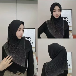 ฮิญาบผ้าชีฟองสีพื้นสำหรับผู้หญิง ประดับด้วยคริสตัล สำหรับสวมใส่ในชีวิตประจำวัน - Product Image 2