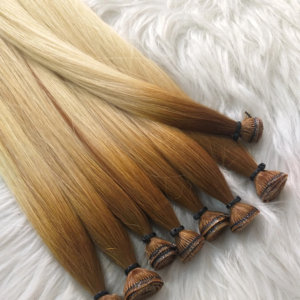 Extensiones de Cabello Genius Weft Sin Costuras, Cabello Humano Virgen 100% Liso, Invisible, de 18 o 22 Pulgadas - Product Image 1