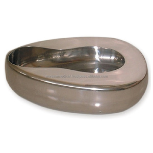 High Quality WARSAW MEDICAL Bedpan Perfection Type Seamless Stainless Steel ISO & CE Certified Hollowware Instruments | needle h - Product Image 1