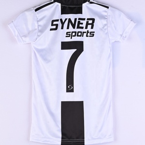 Uniforme de fútbol personalizado de alta calidad para niños Logo personalizado Impreso Poliéster Jersey Shorts Set con nombre personalizado - Product Image 4