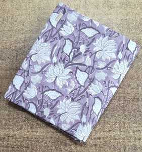 Tela 100% Algodón Estampada a Mano, 53/54 de Ancho, Patrón Floral Botánico, Tejido Transpirable de Peso Medio, Textil para el Hogar para Niñas - Product Image 2