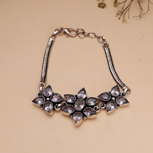 เครื่องประดับงานฝีมือสำหรับผู้หญิง ดีไซน์ดอกไม้ประดับลูกปัดทองเหลืองชุบเงินโบราณ สไตล์ชาติพันธุ์ เหมาะสำหรับงานปาร์ตี้ ของขวัญแฟชั่นสำหรับเธอ - Product Image 4