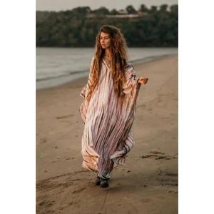 Vestido Maxi Casual Elegante Hecho a Mano de Alta Calidad para Mujer, Talla Completa, Diseño Moderno con Cuello en V y Estampado Tie-Dye, Holgado para Invierno y Verano - Product Image 5