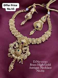 Conjunto de collar nupcial de latón dorado antiguo con pendientes para mujer - Product Image 2