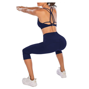 New Design OEM Service Customised Gym Capri Leggings <b>Plus</b> Size Gym Capri for Woman Quick Dry Yoga Wear Gym Leggings - Product Image 4
