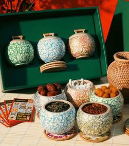 Pot en bambou nacre fait main, conteneur incrusté de perles de bambou pour friandises de fêtes, bijoux, décoration d'hôtel et de spa, Vietnam - Product Image 3