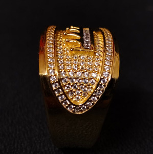 แหวนแต่งงานผู้ชาย ชุบโรเดียม เงินแท้ 925 ลายมงกุฎกษัตริย์ ครึ่งวง แหวนหมั้น ฮิปฮอป ของขวัญสำหรับคุณพ่อ - Product Image 3