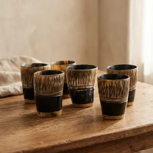 Nouvelle Tasse à Boire en Corne de Buffle Faite à la Main, Design Antique, Écologique, Qualité Export, pour Fêtes de Noël, Motif Ours - Product Image 1