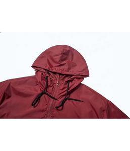 Chaqueta Cortavientos Personalizada OEM para Hombre, Transpirable, de Nailon para Otoño, con Capucha, Diseño de Parches, Impermeable, Talla Grande, para Invierno - Product Image 3