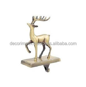 Soporte de Metal para Calcetines Navideños con Diseño de Reno y Pino, Decoración Ecológica para Colgar en la Pared - Product Image 5