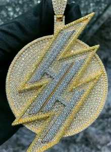 Colgante Circular con Rayo Estilo Hip Hop, Joyería para Raperos, Plata de Ley Bicolor Chapada en Oro, Lujo con Incrustaciones de Moissanita - Product Image 6