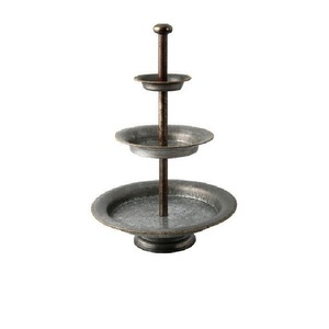 Wholesale Rustic Farmhouse Decor 3-Tier Galvanized Metal Serving Stand Round Galvanized Steel <b>Cupcake</b> Display Tray With Handle - Product Image 4