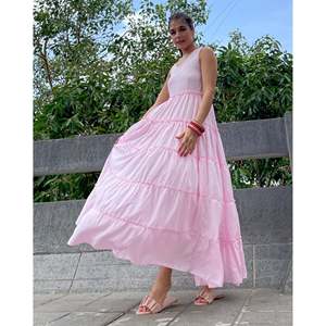 Magnifique robe maxi rose avec décolleté sans bretelles, taille élastique, silhouette ample, respirante et idéale pour les occasions quotidiennes, taille XS - Product Image 6