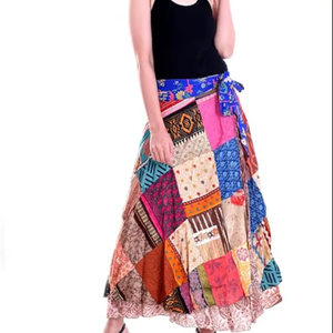 Falda Maxi Reversible Hecha a Mano con Parches, Falda de Playa para Mujer, Falda Cruzada de Seda Sari Vintage - Product Image 1