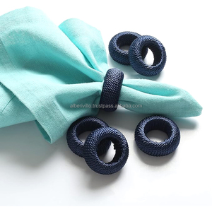 Ronds de serviette décoratifs pour la maison Ronds de serviette argentés mignons Serviettes faciles à gérer avec différentes tailles et couleurs d'Inde - Product Image 1