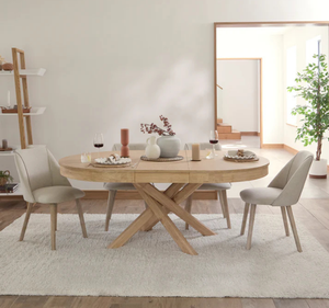 Moderno Juego de Comedor Ovalado de 8 Piezas de Madera de Teca Sólida con Sillas Tapizadas y Base Cruzada para Comedor, Hogar, Villa u Hotel - Product Image 1