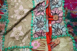 Kimono único con capas florales para mujer, abrigo de Festival multicolor en tela de gasa - Product Image 6