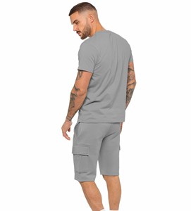 Conjunto de Camiseta de Corte Regular y Pantalones Cortos Cargo - Gris - Product Image 4