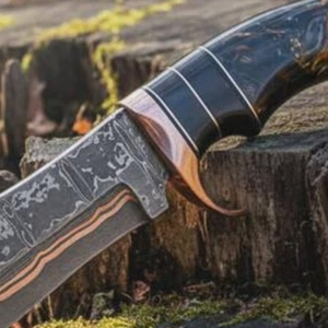 Couteau de chasse artisanal en acier Damas cuivré, lame fixe avec manche en résine, couteau de survie pour le camping en plein air, fabricant OEM ODM - Product Image 4