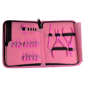 Kit d'outils pour extensions de cheveux rose, fournisseur OEM en gros, comprenant des pinces de fusion à froid, des pinces de sectionnement, un tire-fil et un ensemble d'aiguilles à boucle - Product Image 1