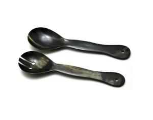 Ensemble de 2 cuillères à salade en corne, design élégant, fabriquées à la main à partir de corne de buffle naturelle, à prix abordable. - Product Image 1