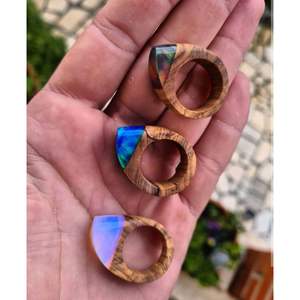 Alfombrillas y Protectores para Anillos de Dedo de Resina y Madera de Estilo Artístico - Product Image 6