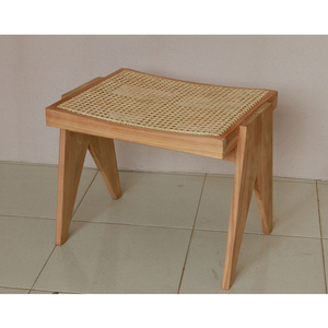 Tabouret moderne et léger avec structure en teck massif et assise en rotin pour le salon, meubles de maison - Product Image 1