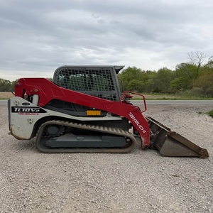 รถตักล้อยาง Takeuchi TL10V2 ให้ประสิทธิภาพการทำงานที่แข็งแกร่ง มีความเสถียรยอดเยี่ยม และความสามารถในการทำงานที่หลากหลาย - Product Image 3
