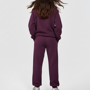 Ensemble sweat-shirt à quart de zip et jogging ample en molleton 100% coton, prix de gros abordable, avec logo brodé personnalisé - Product Image 3