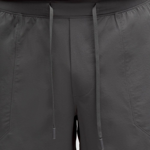 กางเกงวิ่งขาสั้นผู้ชายสำหรับฤดูร้อน ผ้าแห้งเร็ว ระบายอากาศดี สวมใส่สบาย ดีไซน์ผ่าด้านหน้า เป็นมิตรต่อสิ่งแวดล้อม ผลิตจากผ้าแคนวาส โพลีเอสเตอร์/คอตตอน - Product Image 4