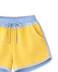Ensemble décontracté deux pièces pour femme, comprenant un crop top à capuche et un short, bicolore jaune et bleu, en molleton de coton, vêtements de détente, fabricant en gros - Product Image 6