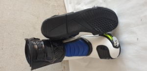 Bottes de moto imprimées KI-Winter de haute qualité, nouveau style Keven Impex, blanches et noires, en PU imperméable, respirantes et coupe-vent - Product Image 6