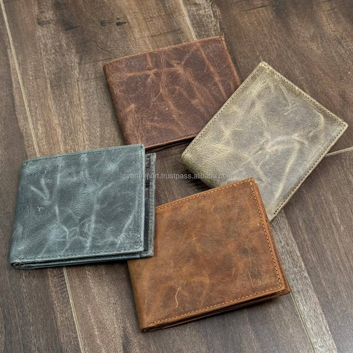 สีน้ำตาล