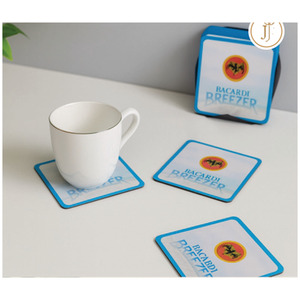 Ensemble de sous-verres en bois personnalisés de qualité supérieure avec impression pour Noël et la rentrée scolaire, décoration de table élégante - Product Image 4