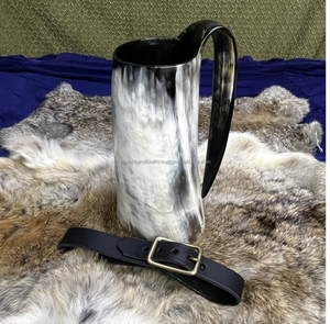Taza de Cuerno de Búfalo Natural Pulida, Tazas Vikingas para Beber, Mejor Cuerno para Beber Cerveza, Diseño Elegante - Product Image 1