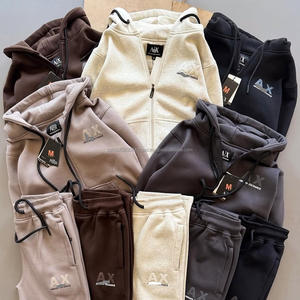 Conjunto de Sudadera Casual de Invierno para Hombre 2025-2026, Material de Fibra de Alta Calidad, Diseño de Dos Piezas Sellado, Nuevo Lote en Existencia - Product Image 3