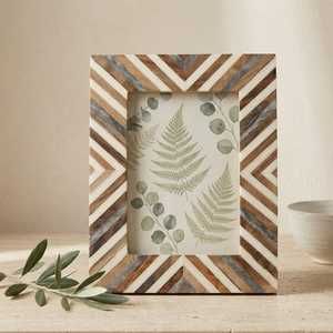 Cadre photo élégant et luxueux en résine et os incrusté – Présentoir artistique en mosaïque fait main pour la décoration moderne de la maison et du bureau - Product Image 1